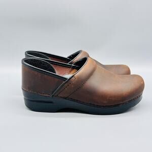 Dansko Shoes Womens 8 Brown Leather Professional Clogs Slip On Work Nursing